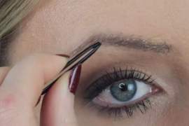 冒險示範？《用頭髮增加眉毛量》持續一個月就要變光頭惹......