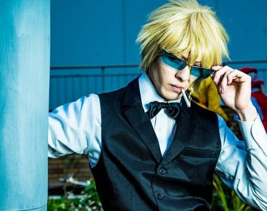 路標一比一神還原《平和島靜雄Cosplay》難怪沒人敢跟他打架……