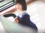 《表情包小妹》Aliga 梨嘉萌萌的制服美照 《表情包小妹》Aliga 梨嘉萌萌的制服美照