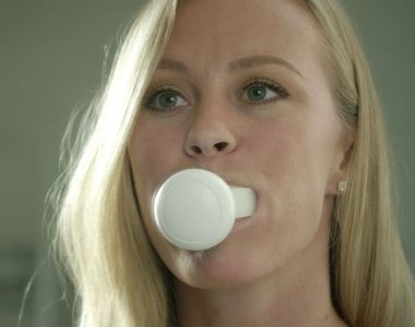 《懶人電動牙刷Amabrush》含10秒就全部刷乾淨！？