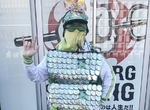 LoveLiver的《花陽慶生蟑螂裝》秋葉原讓人恥力無限…… LoveLiver的《花陽慶生蟑螂裝》秋葉原讓人恥力無限……