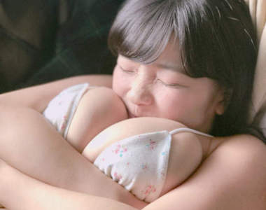 神tag降臨《好歐派日》給你滿滿濃.純.香的曬乳推圖❤
