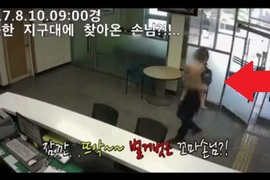 這種暴露好犯規《警局驚現裸體小男孩》問為什麼要裸體竟然是因為...... 這種暴露好犯規《警局驚現裸體小男孩》問為什麼要裸體竟然是因為......