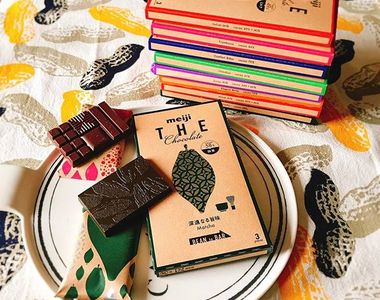 《明治巧克力新包裝DIY改造》這麼漂亮的包裝先別急著丟喔～