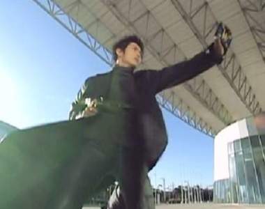 《用iPhone看假面騎士》Siri把「變身」聽成「Hey!Siri」被喚醒