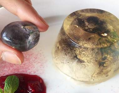 《礦物料理咖啡廳》用美味食材再現神秘礦石之美的料理引發話題