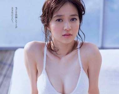 《逢澤莉娜久違的D奶》好久不見的雜誌寫真一次看個夠