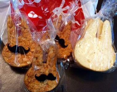 《兔子吐司專賣店》可愛兔子造型讓麵包也可以萌萌地吃❤