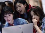 是滿滿歐派的新劇?《內衣少女時代》帶你重溫1970年的...內衣? 是滿滿歐派的新劇?《內衣少女時代》帶你重溫1970年的...內衣?