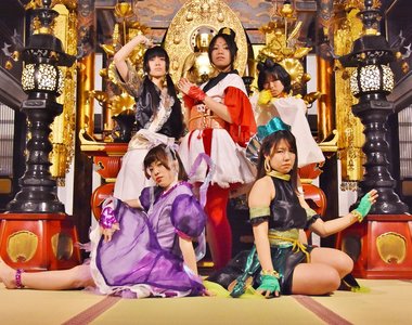 《佛教偶像團體》「てら＊ぱるむす」粉絲們敲木魚應援