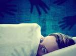 睡眠癱瘓症《鬼壓床的恐怖經驗》有個女人爬到我身上對我...... 睡眠癱瘓症《鬼壓床的恐怖經驗》有個女人爬到我身上對我......