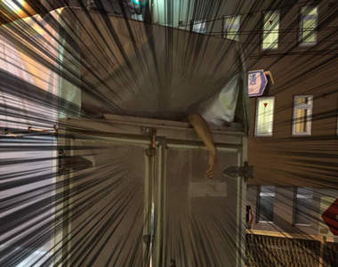 推特瘋傳《掉出人手的貨車》開在後面應該會被嚇死吧...(⊙＿⊙)