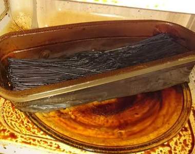 料理悲劇《用微波爐煮義大利麵的結果》今晚我們吃線香嗎wwww(誤)