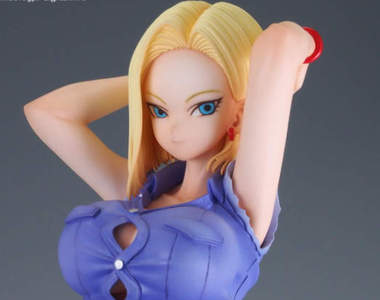 《爆乳》第三款18號模型版本那個鈕扣就要爆開啦