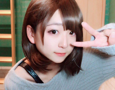 超展開《被朋友發現偽娘自拍照》友人(男):跟我交往就幫你保密Σ(*゚д゚ノ)ノ