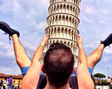 各種《比薩斜塔創意拍照法》還在扶塔就太弱惹～