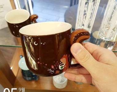 松鼠杯超可愛《韓國星巴克秋季商品暖暖上市》直接怒買一波啦♥