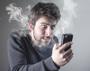 本日最夯《傳錯號碼簡訊》最後竟然吵起來了到底是？