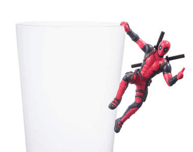 《死侍杯緣子》跑到你的杯上也要瘋狂惡搞XD