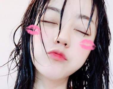 《正妹BJ一直被問隆乳大小事》覺得麻煩 乾脆直接__替大家解答