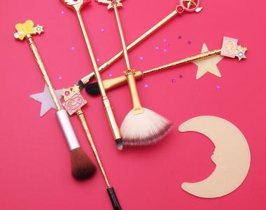 同人周邊也要讓你少女心滿滿《美戰刷具組》《庫洛魔法使刷具組》哪一組都讓我難以抉擇