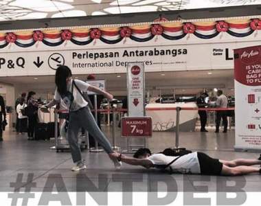 女友出國念書前《男友送的最後一份禮物》又氣又感動才是真愛