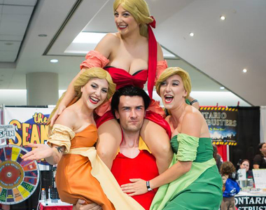 美女與野獸《加斯頓舉重Cos》神還原迪士尼男角的Coser