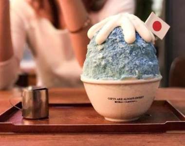 泰國《White Day Patisserie富士山刨冰》讓你用嘴攻頂富士山~