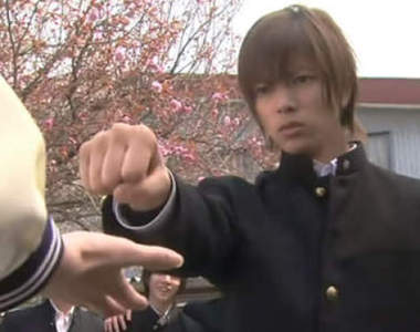 天才發想《要到第二鈕扣的方法》要如何從心儀對象胸前順利得手呢?