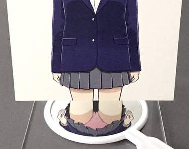 《偷窺二次元裙下風光裝置》網友大讚:真是千年一遇的天才啊...(光)