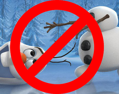 可可夜總會前《冰雪奇緣短片結束放映》不曉得這麼做會不會也有人抗議...