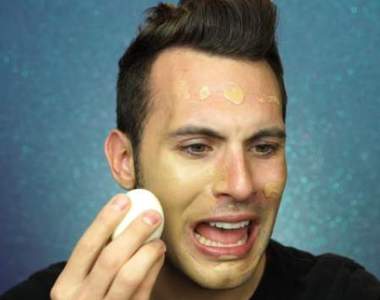 挑戰沒有極限《用水煮蛋化妝》一邊化妝一邊用餐的神奇概念