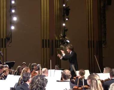 超丟臉der《聽眾睡到一半被音樂會聲音嚇醒》天外飛來一筆的配樂超好笑