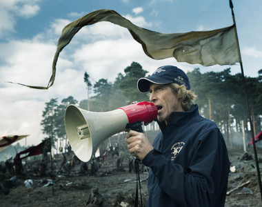 《變形金剛5：最終騎士》世界首映 麥導表示：最後一集～不導了（ ಠ_ಠ）