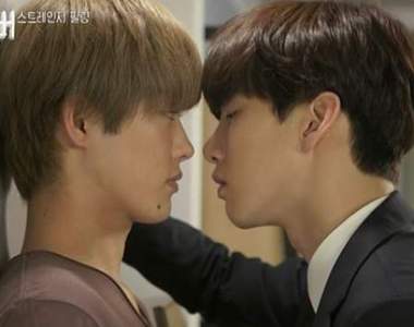 問學生《如果同學是同性戀的話你會怎麼辦》結果大家反應都很......