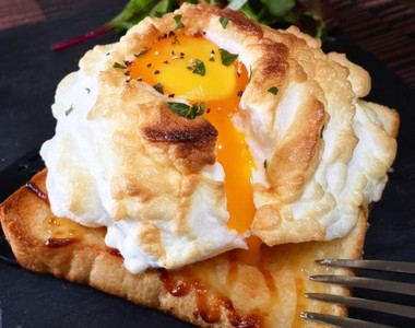 《雲朵蛋吐司》多做一點小步驟就能做出夢幻級吐司