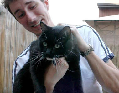 真人故事《拯救一條生命的浪貓》自殺前遇上這隻貓讓他決定活下來