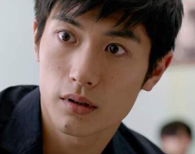《性感型男痣》網友票選臉上痣最有魅力的日本男星❤