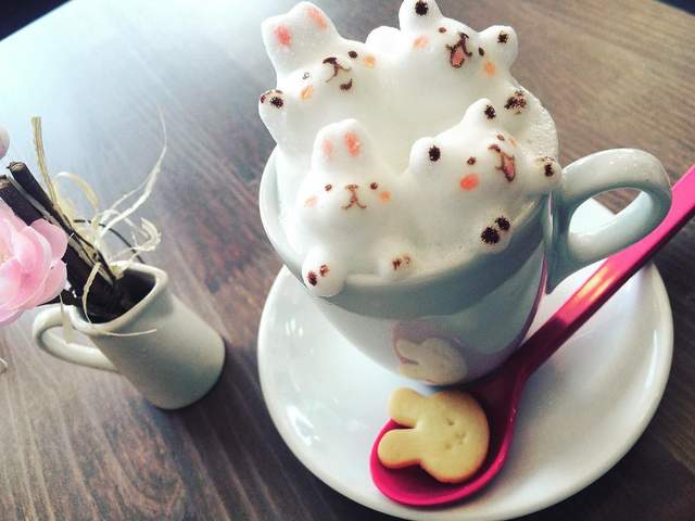 日本Cafe ChocoTea《軟綿綿的奶泡拉出極萌3D立體拉花》讓人不想去喝上一杯咖啡都難 - 圖片1