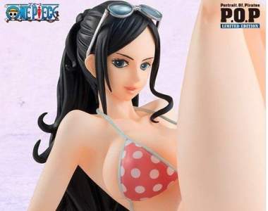 《P.O.P 泳裝版羅賓》美腿往上一舉讓人受不了啊