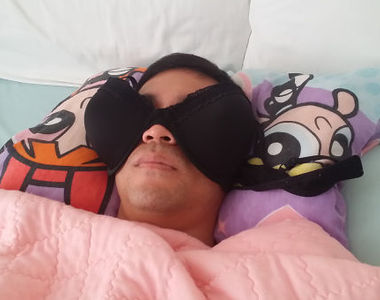 《捕捉到另一半的尷尬時刻》讓人噴笑的做蠢事瞬間