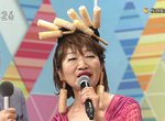 日本大嬸上電視《大秀超乎常理COSPLAY》隨時可以拿根烤米棒填肚子…… 日本大嬸上電視《大秀超乎常理COSPLAY》隨時可以拿根烤米棒填肚子……