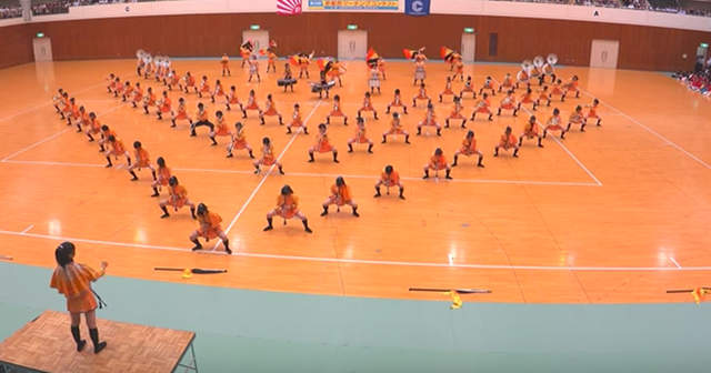 超強高校生 京都橘管樂隊 吹著吹著就跳起舞來了