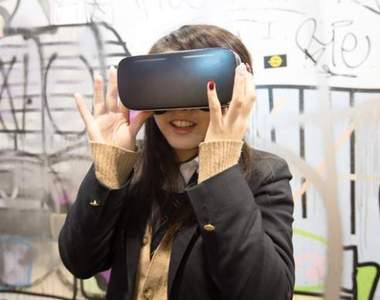 《VR女孩新風潮》網友覺得正在PLAY的妹子太可愛惹