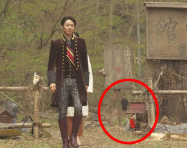 日劇出現靈異現象？《貴族偵探》相葉雅紀身後突然消失的小男孩身影...