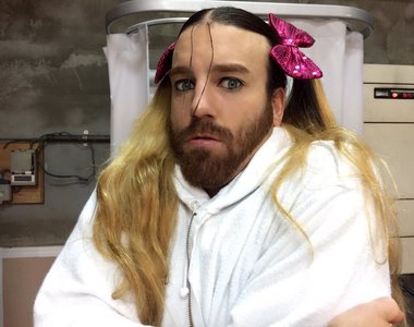 鬍鬚女LadyBeard《被批無視動畫世界觀超傷心》人家明明對二次元超有愛……