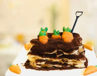 一起吃土吧♥《胡蘿蔔農場蛋糕》社群爆紅　要拿鐵鏟才能吃唷～