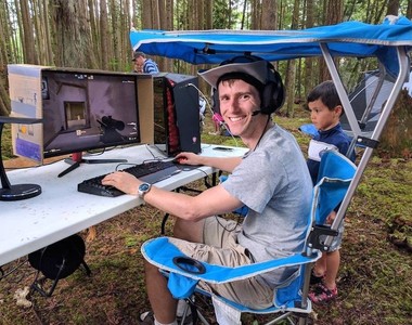 惡趣照片集《正所謂陽光宅男》應該就是這個樣子吧？