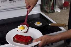 誰可以找出其中破綻《當樂高出現在真實社會》煎蛋烤吐司樣樣來