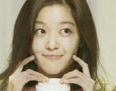 素顏APP實測《拿掉韓星妝容會多恐怖？》這一鍵按下去不得了......